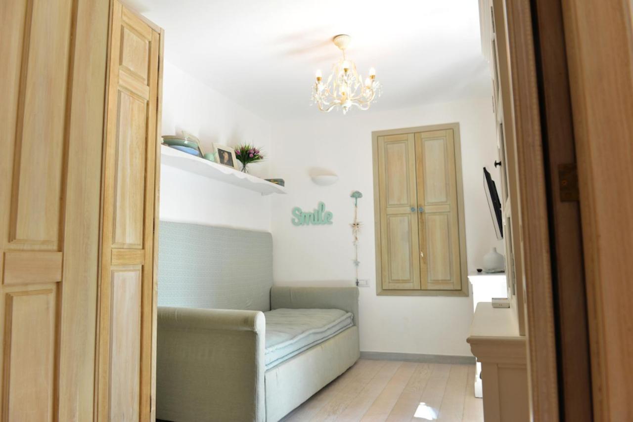 Maison Marina_Varazze Apartment ภายนอก รูปภาพ